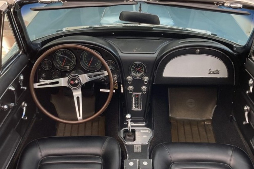 1966 Chevrolet Corvette Convertible 427/390 L36 4-Speed - Image 4