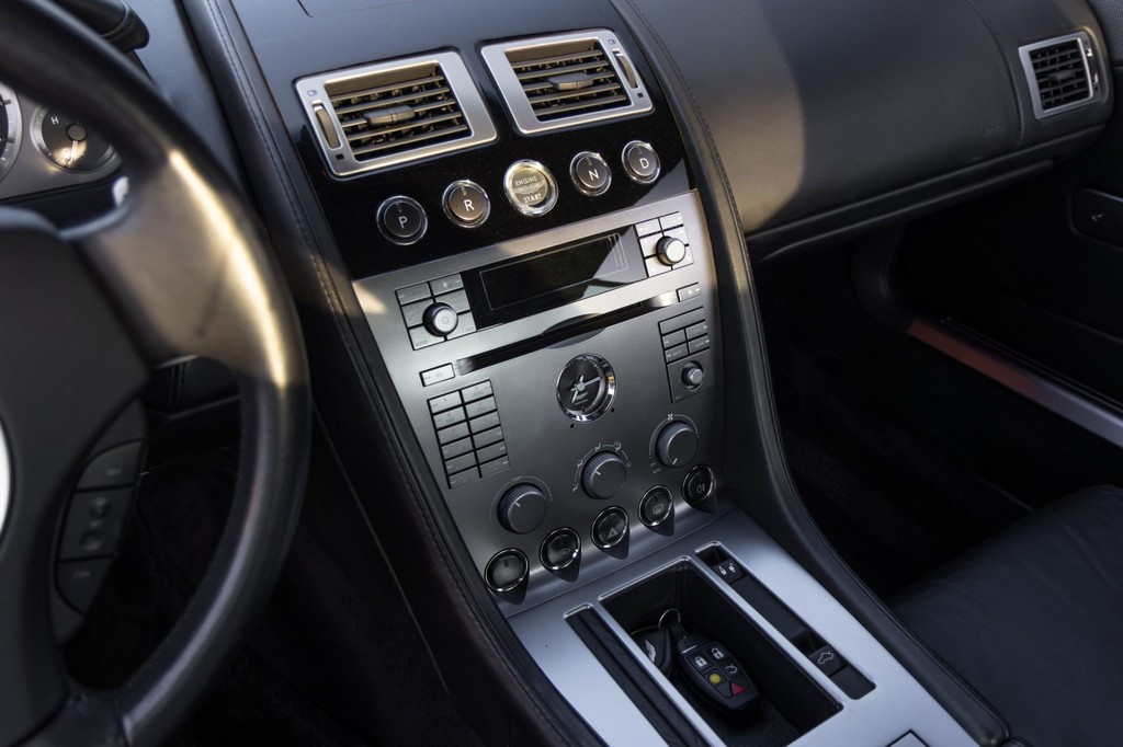 2005 Aston Martin DB9 - Image 22