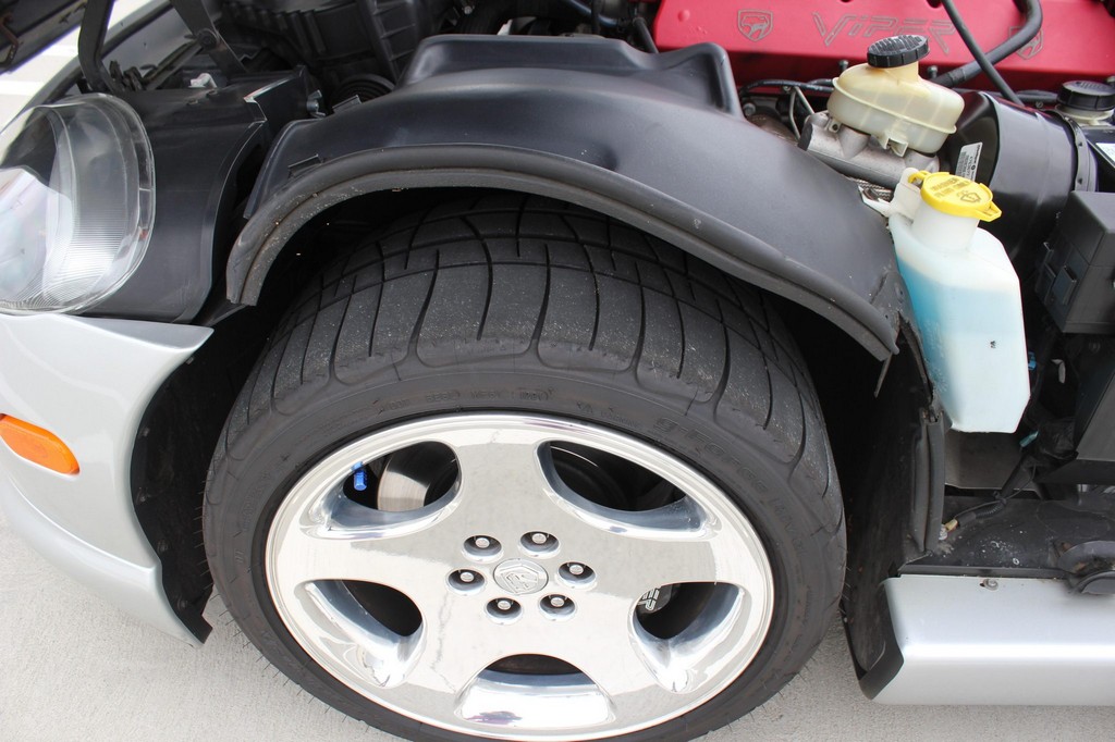 1999 Dodge Viper RT/10 - Image 15