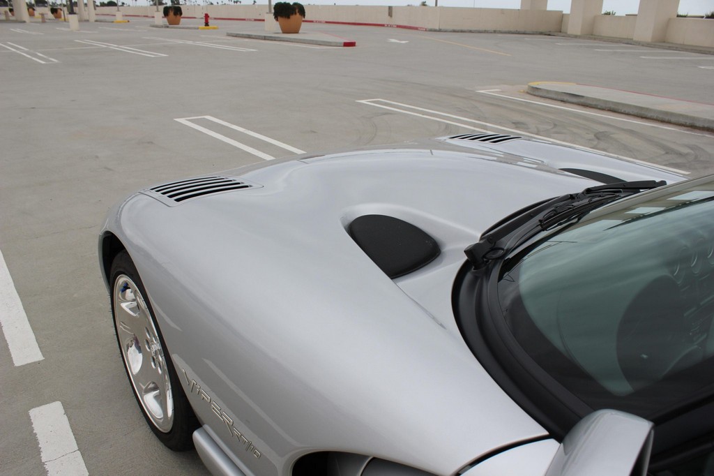 1999 Dodge Viper RT/10 - Image 17