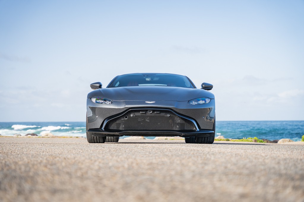 2021 Aston Martin Vantage Coupe - Image 8