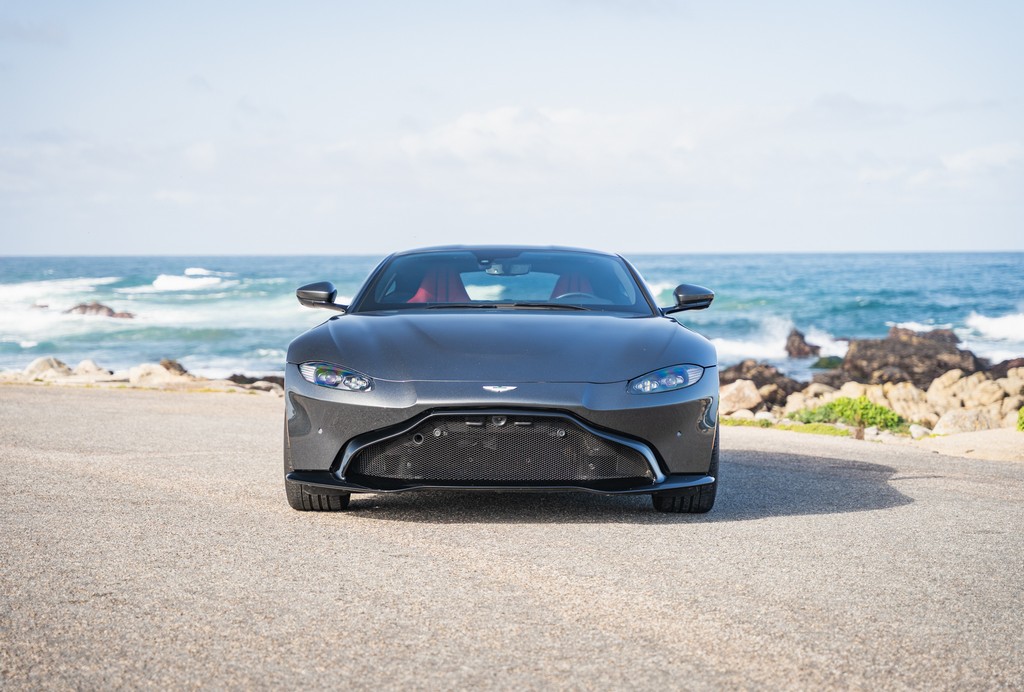 2021 Aston Martin Vantage Coupe - Image 9