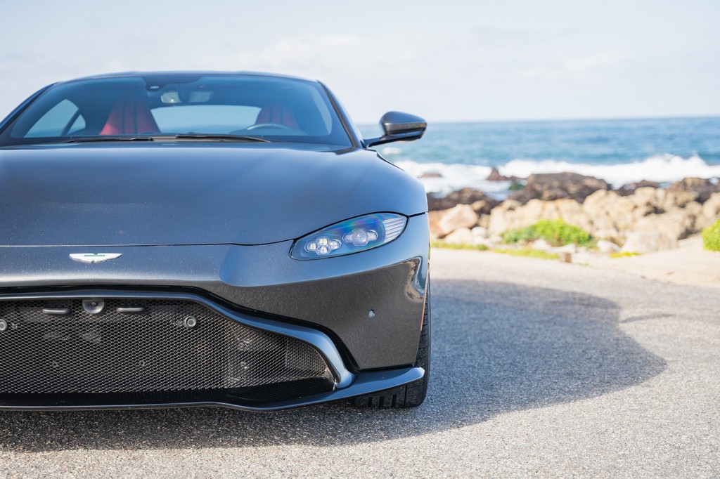 2021 Aston Martin Vantage Coupe - Image 12