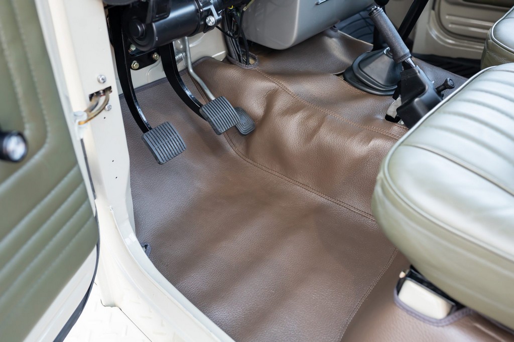 1984 Toyota Land Cruiser HJ47 Pickup - Image 41