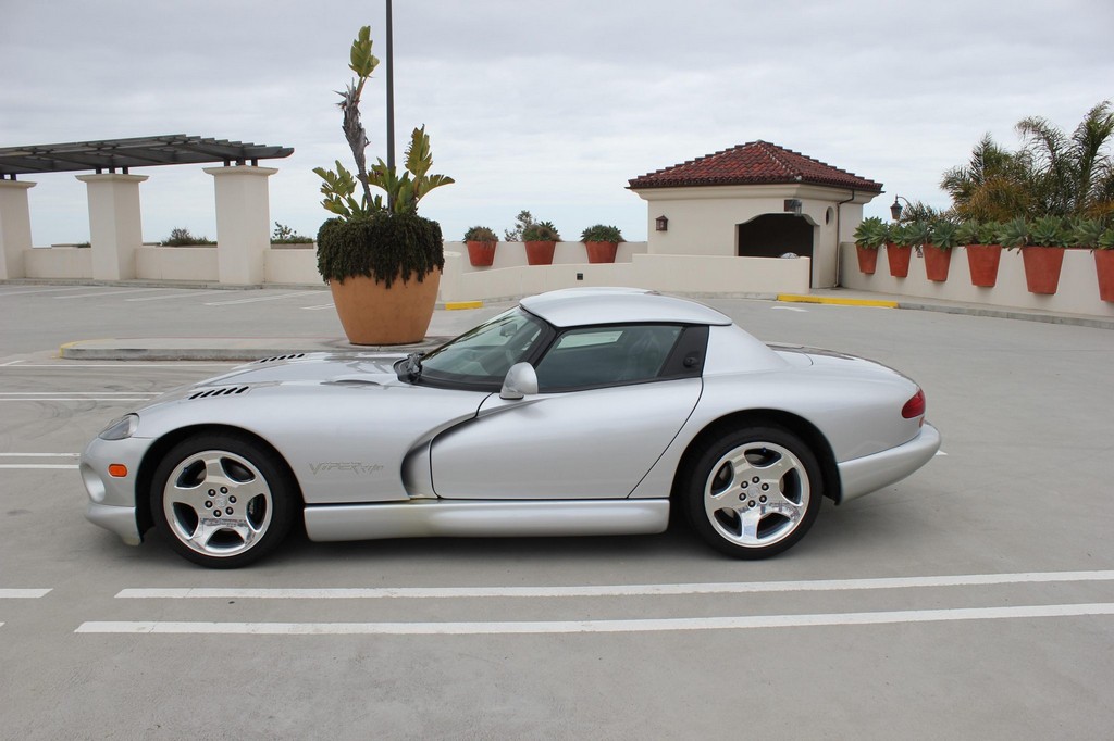 1999 Dodge Viper RT/10 - Image 26