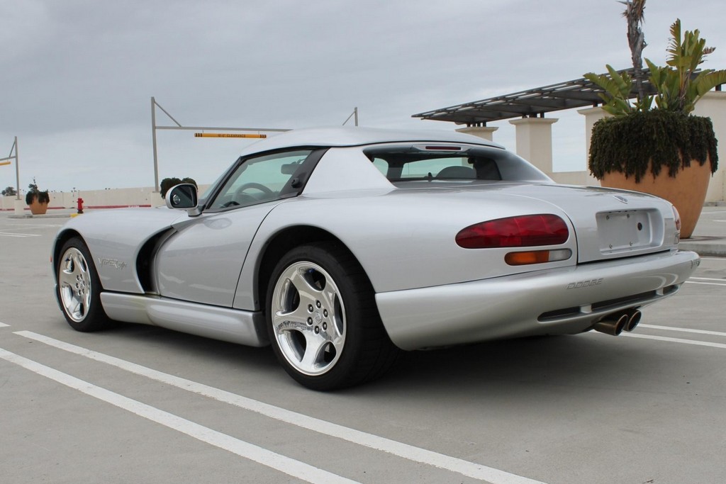 1999 Dodge Viper RT/10 - Image 27