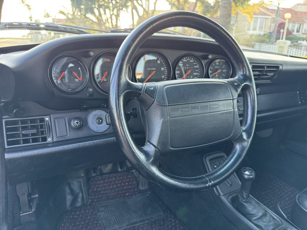 1991 Porsche 911 Carrera 2 Coupe - Image 36
