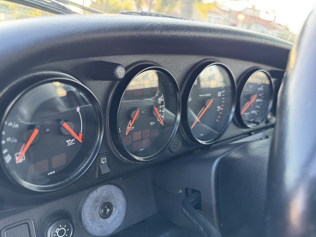 1991 Porsche 911 Carrera 2 Coupe - Image 37