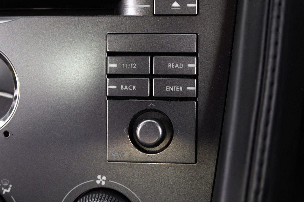 2005 Aston Martin DB9 - Image 37