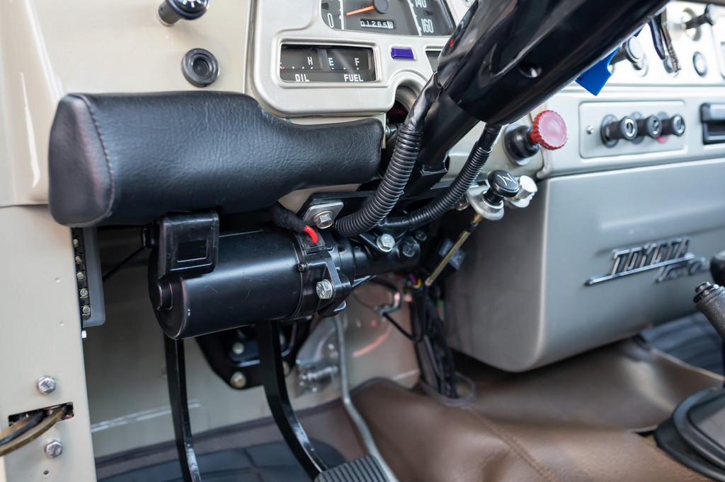 1984 Toyota Land Cruiser HJ47 Pickup - Image 49