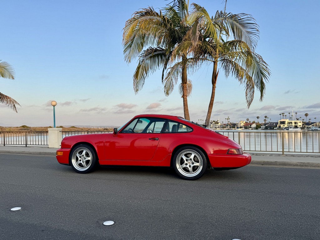 1991 Porsche 911 Carrera 2 Coupe - Image 40