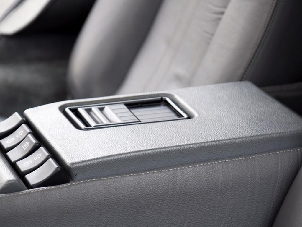 1983 DeLorean DMC‑12 - Image 43