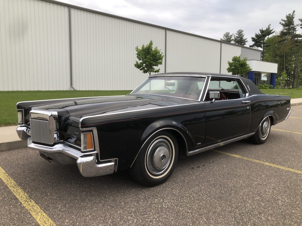 1971 Lincoln Continental Mark III - Image 37