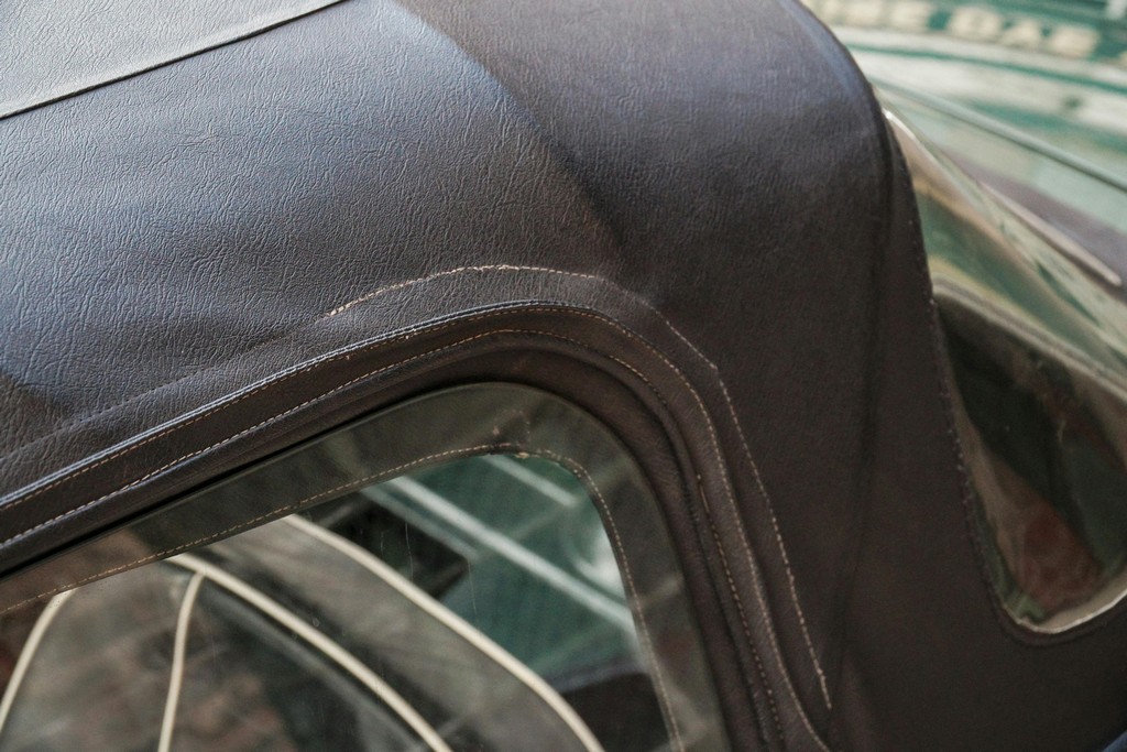 1966 MG B Roadster - Image 9