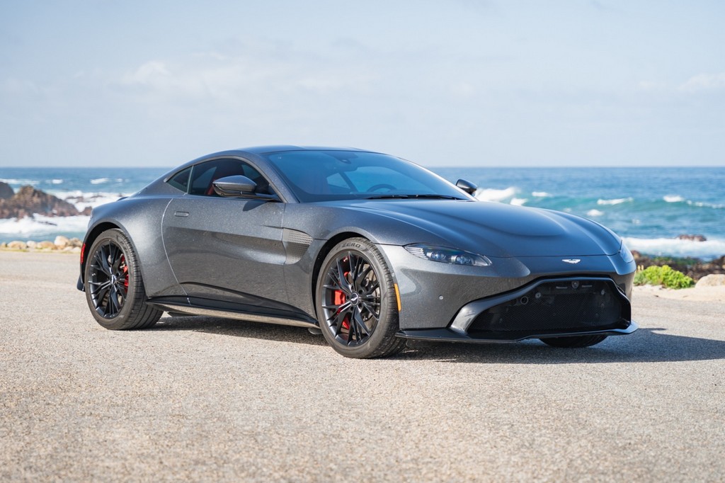 2021 Aston Martin Vantage Coupe - Image 32