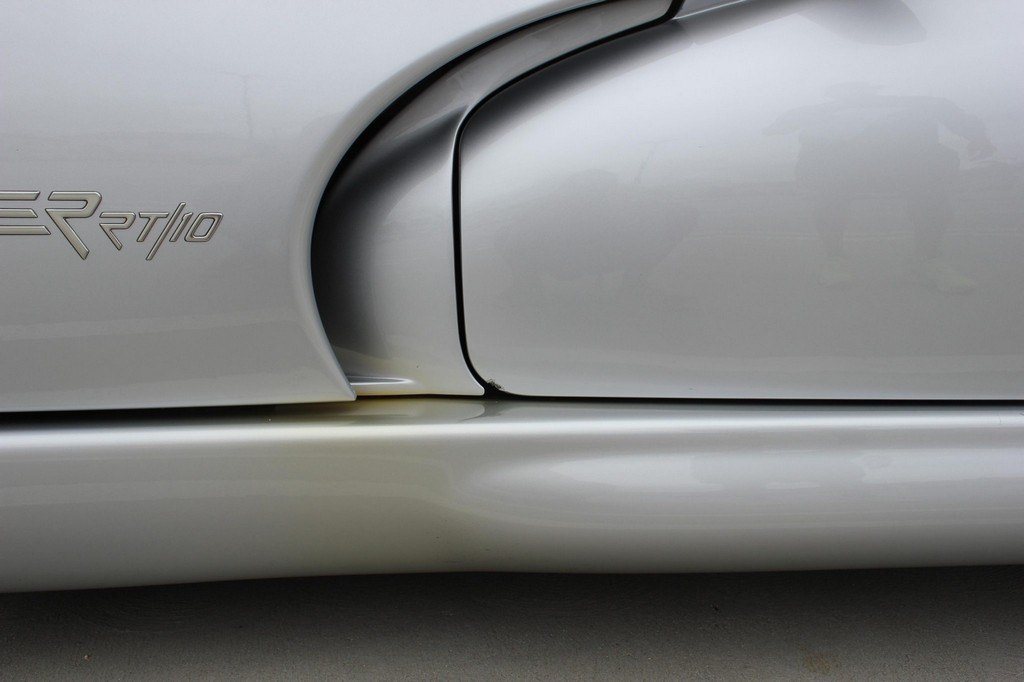 1999 Dodge Viper RT/10 - Image 44