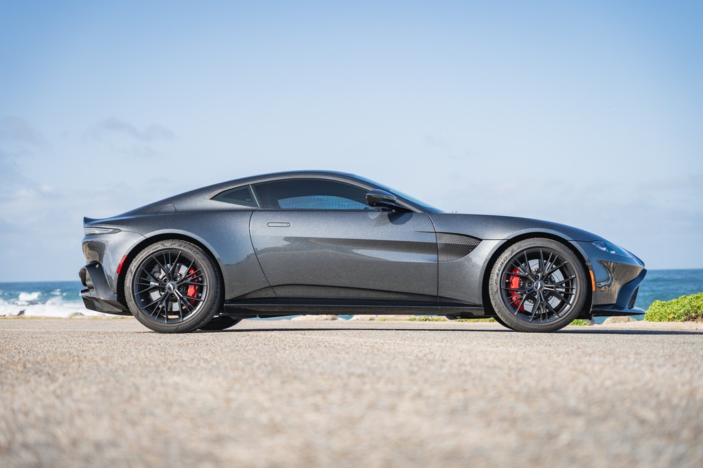 2021 Aston Martin Vantage Coupe - Image 38