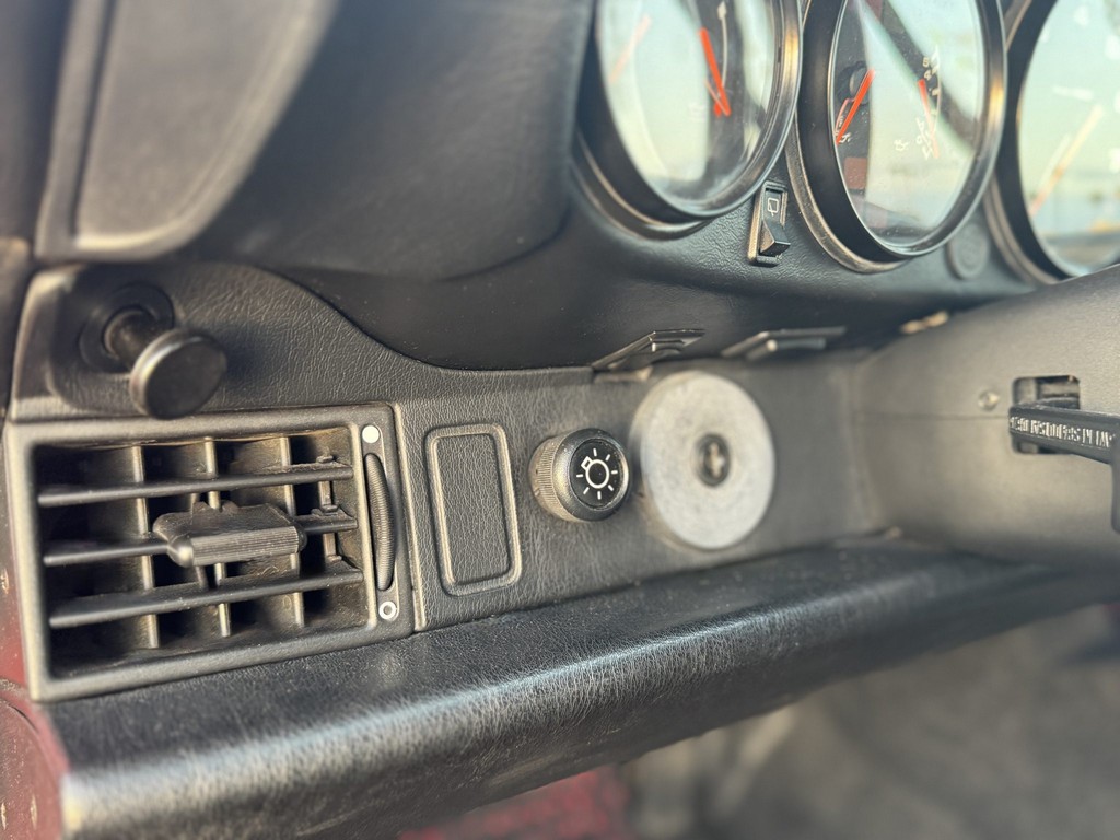 1991 Porsche 911 Carrera 2 Coupe - Image 53