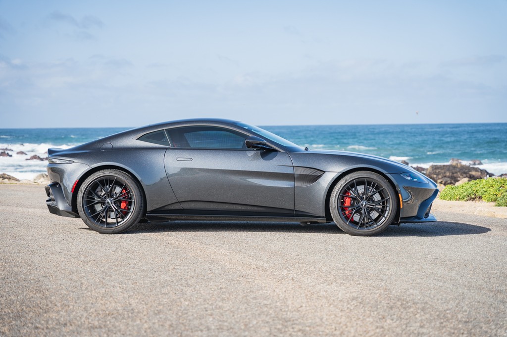 2021 Aston Martin Vantage Coupe - Image 39
