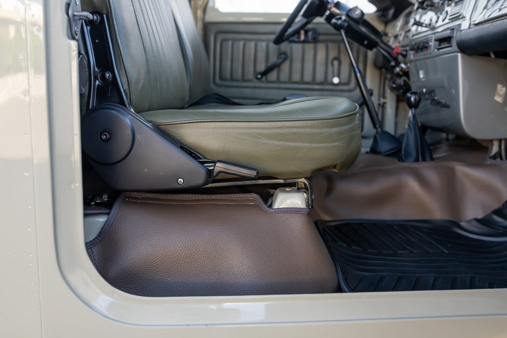 1984 Toyota Land Cruiser HJ47 Pickup - Image 67