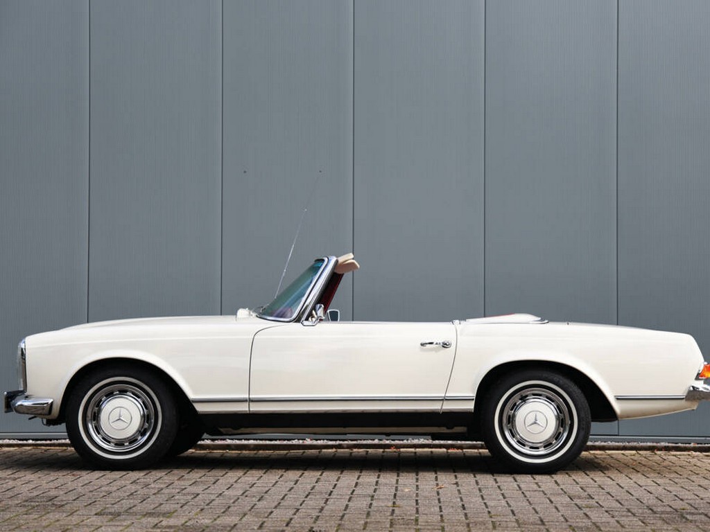 1969 Mercedes-Benz 280 SL “Pagoda” - Image 2