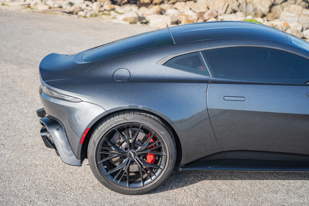 2021 Aston Martin Vantage Coupe - Image 42