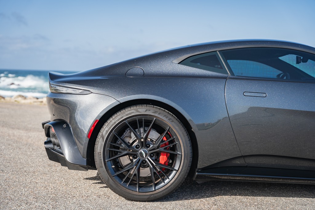 2021 Aston Martin Vantage Coupe - Image 43