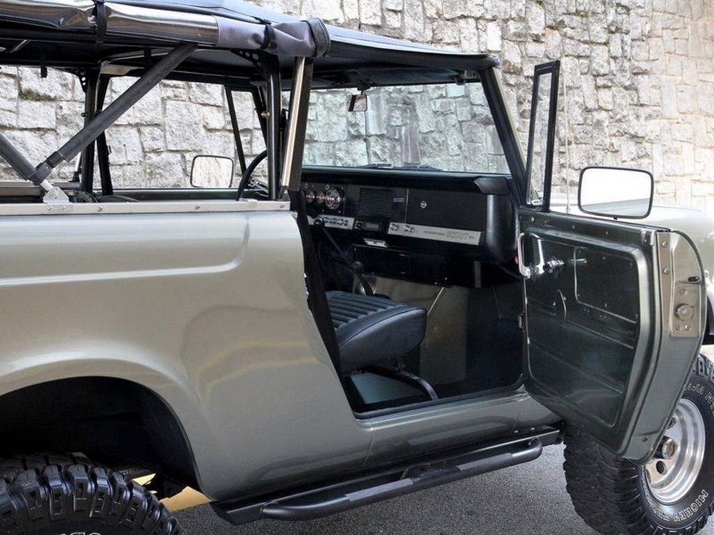 1970 International Scout 800A - Image 32