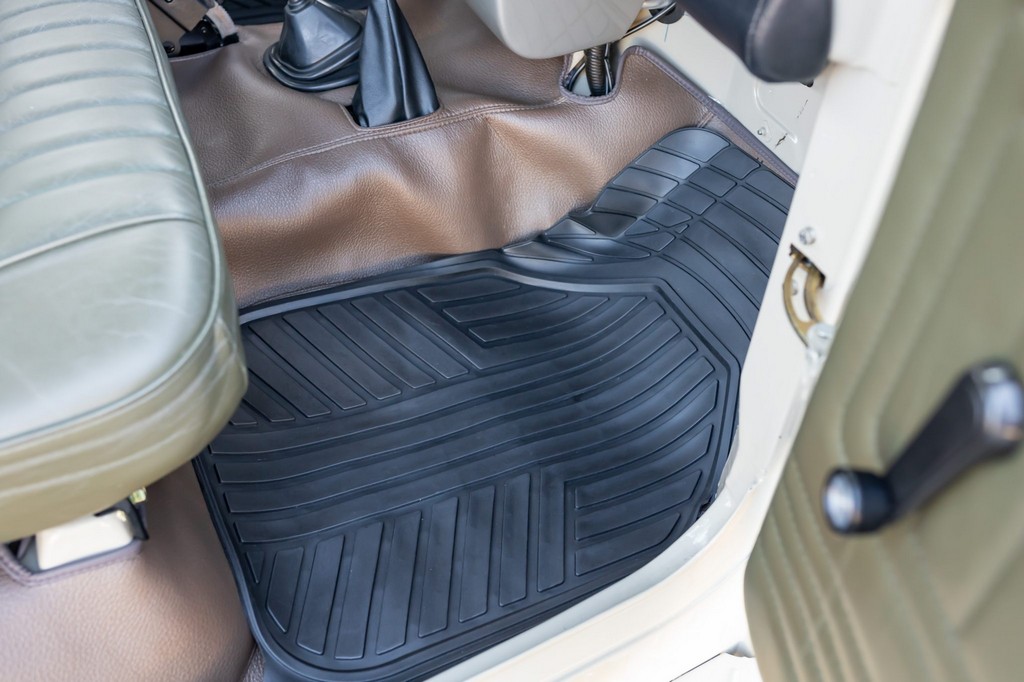 1984 Toyota Land Cruiser HJ47 Pickup - Image 72