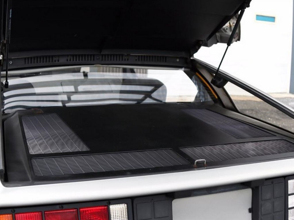 1983 DeLorean DMC‑12 - Image 6