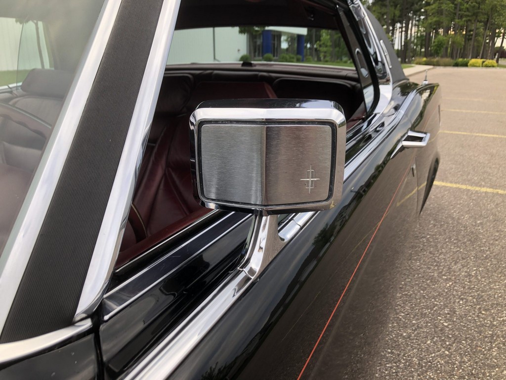 1971 Lincoln Continental Mark III - Image 53