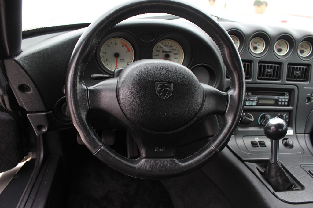 1999 Dodge Viper RT/10 - Image 58