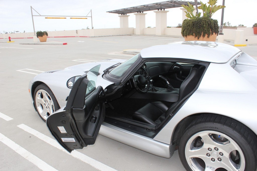 1999 Dodge Viper RT/10 - Image 61