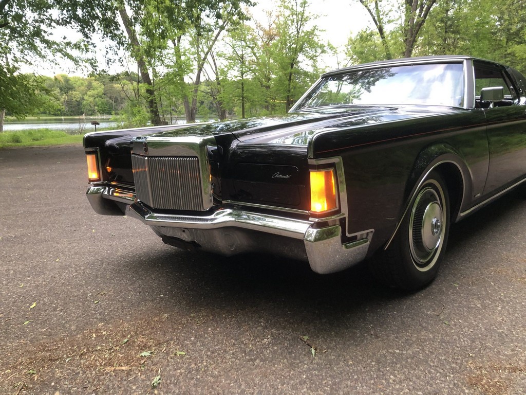 1971 Lincoln Continental Mark III - Image 4