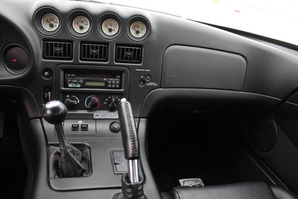 1999 Dodge Viper RT/10 - Image 67