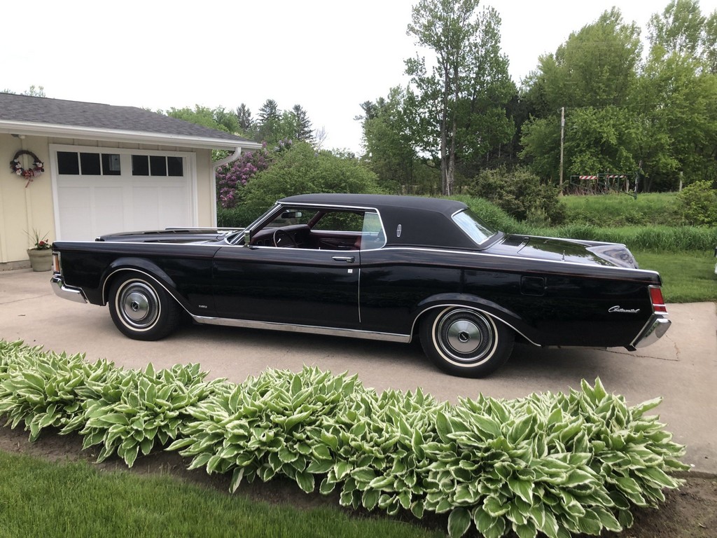 1971 Lincoln Continental Mark III - Image 8
