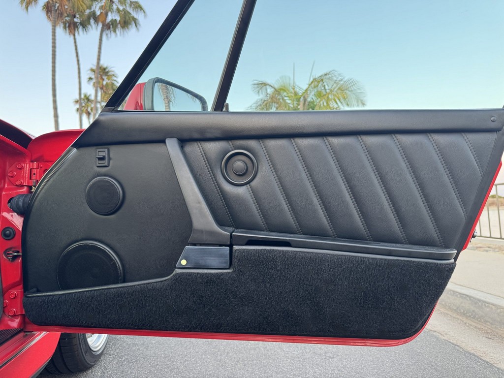 1991 Porsche 911 Carrera 2 Coupe - Image 3