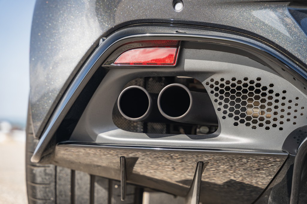 2021 Aston Martin Vantage Coupe - Image 70