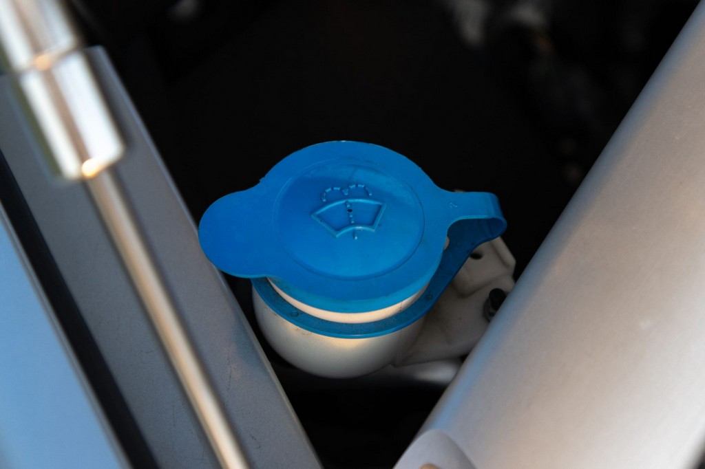 2005 Aston Martin DB9 - Image 88