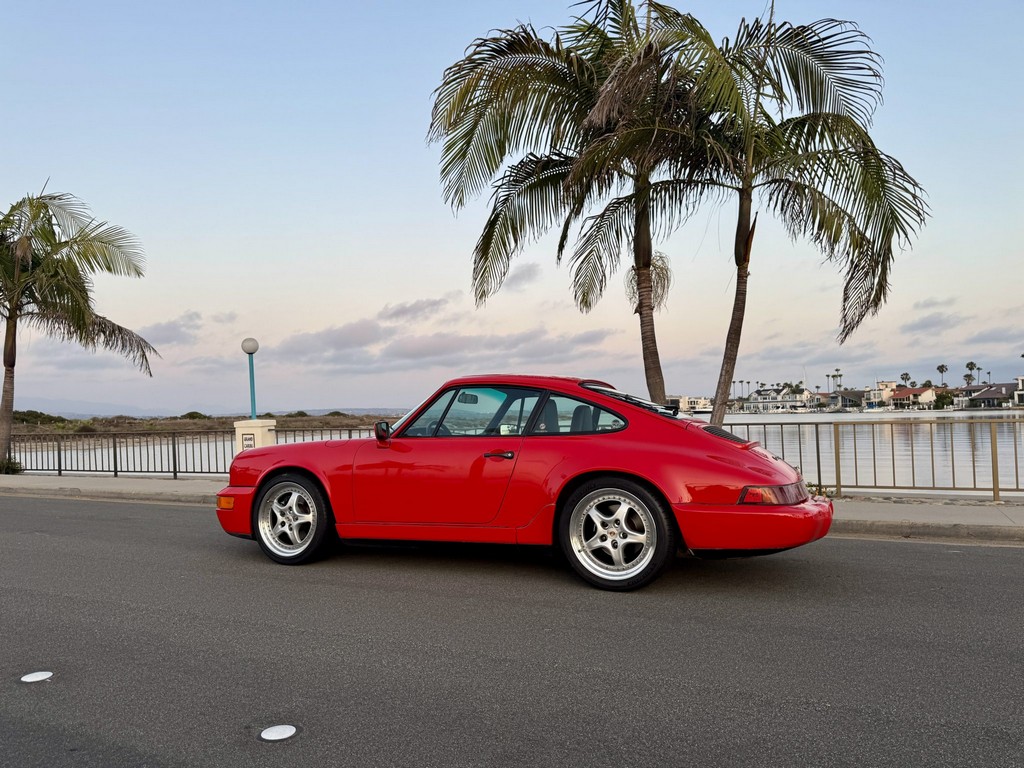 1991 Porsche 911 Carrera 2 Coupe - Image 9