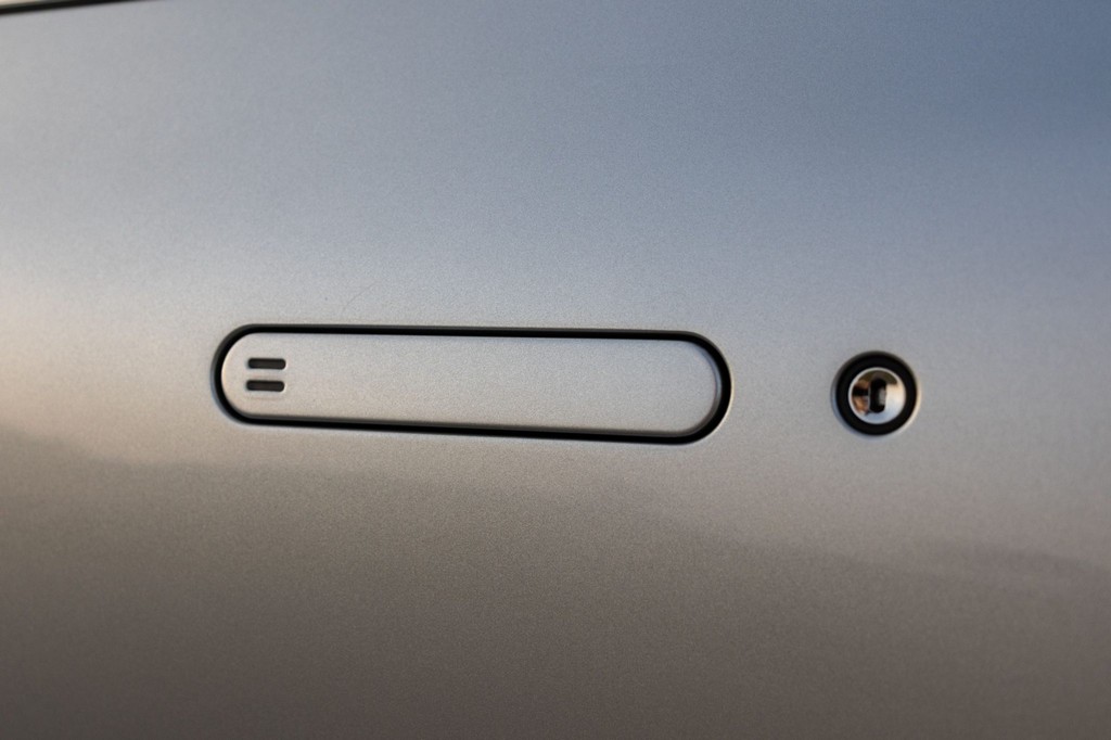 2005 Aston Martin DB9 - Image 109