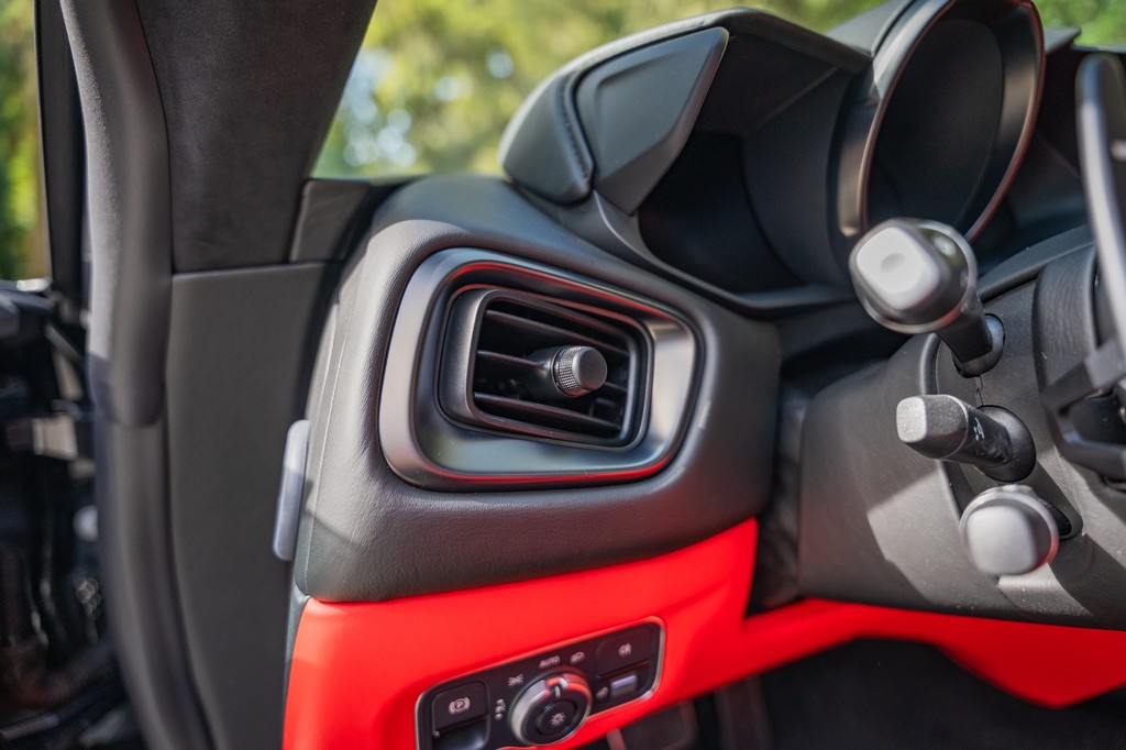 2021 Aston Martin Vantage Coupe - Image 95