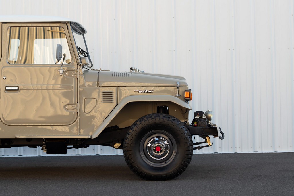 1984 Toyota Land Cruiser HJ47 Pickup - Image 16
