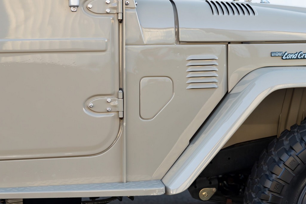 1984 Toyota Land Cruiser HJ47 Pickup - Image 24