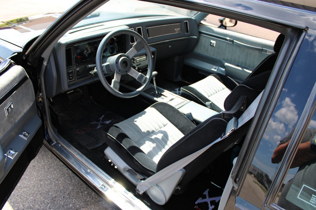 1987 Buick GNX - Image 4