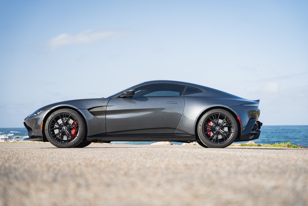 2021 Aston Martin Vantage Coupe - Image 192