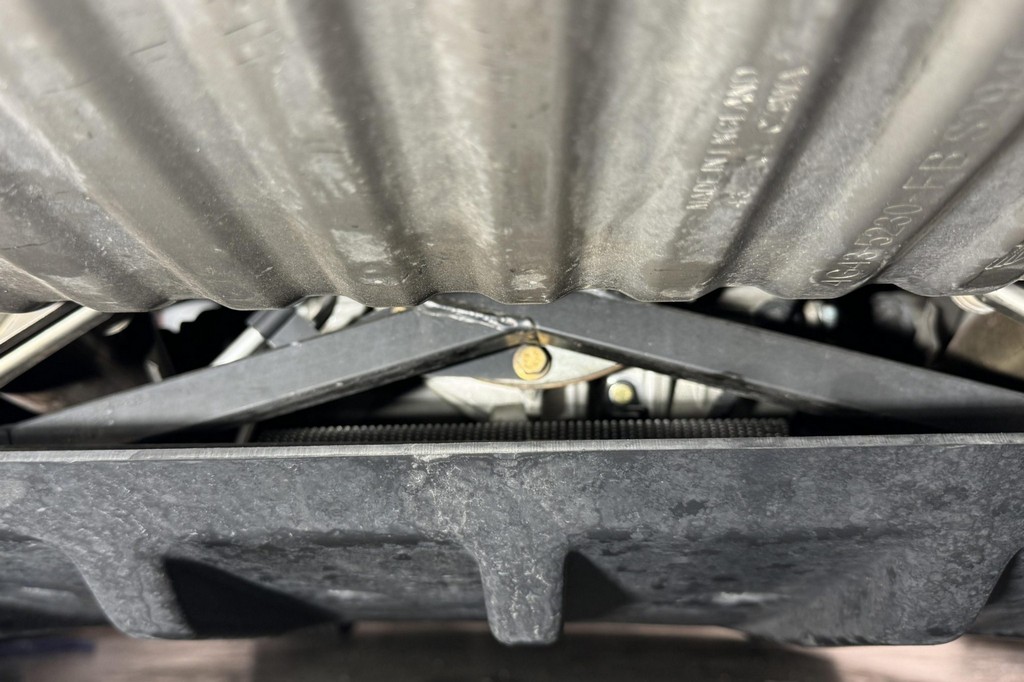 2005 Aston Martin DB9 - Image 198