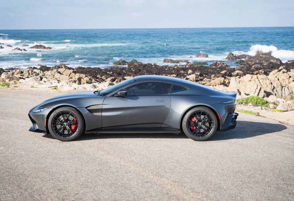 2021 Aston Martin Vantage Coupe
