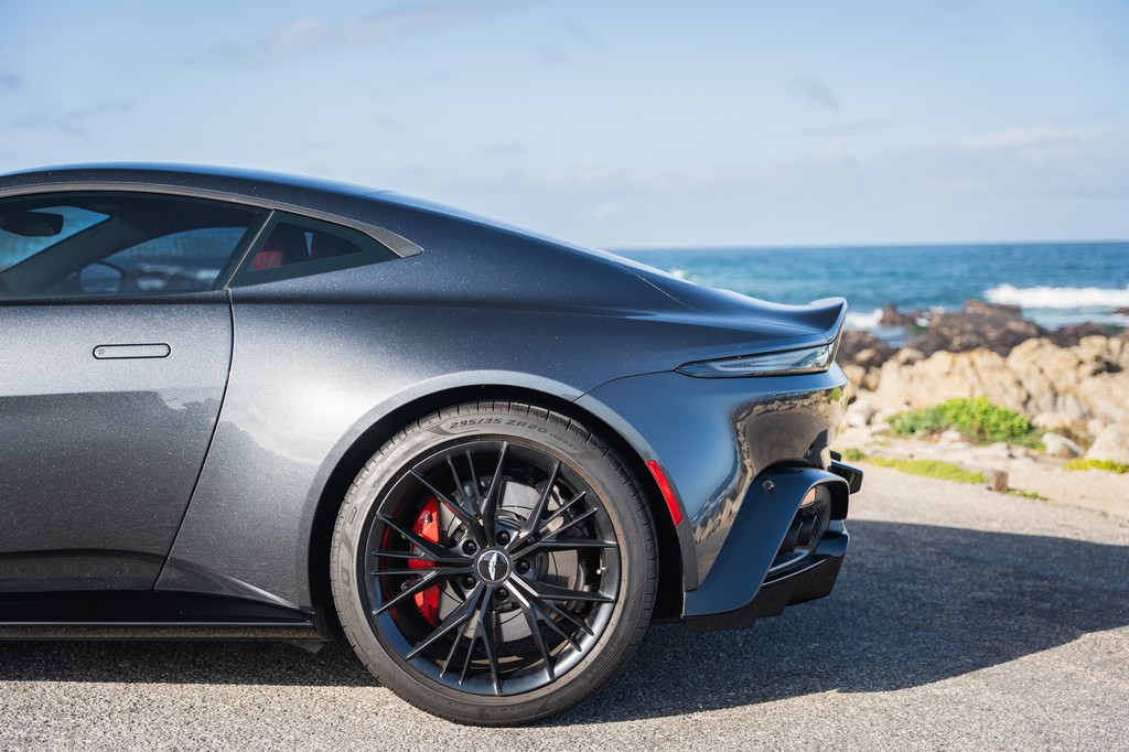 2021 Aston Martin Vantage Coupe - Image 195