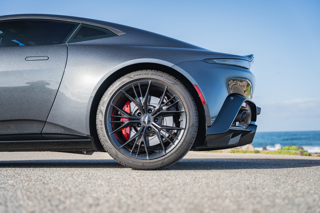 2021 Aston Martin Vantage Coupe - Image 196